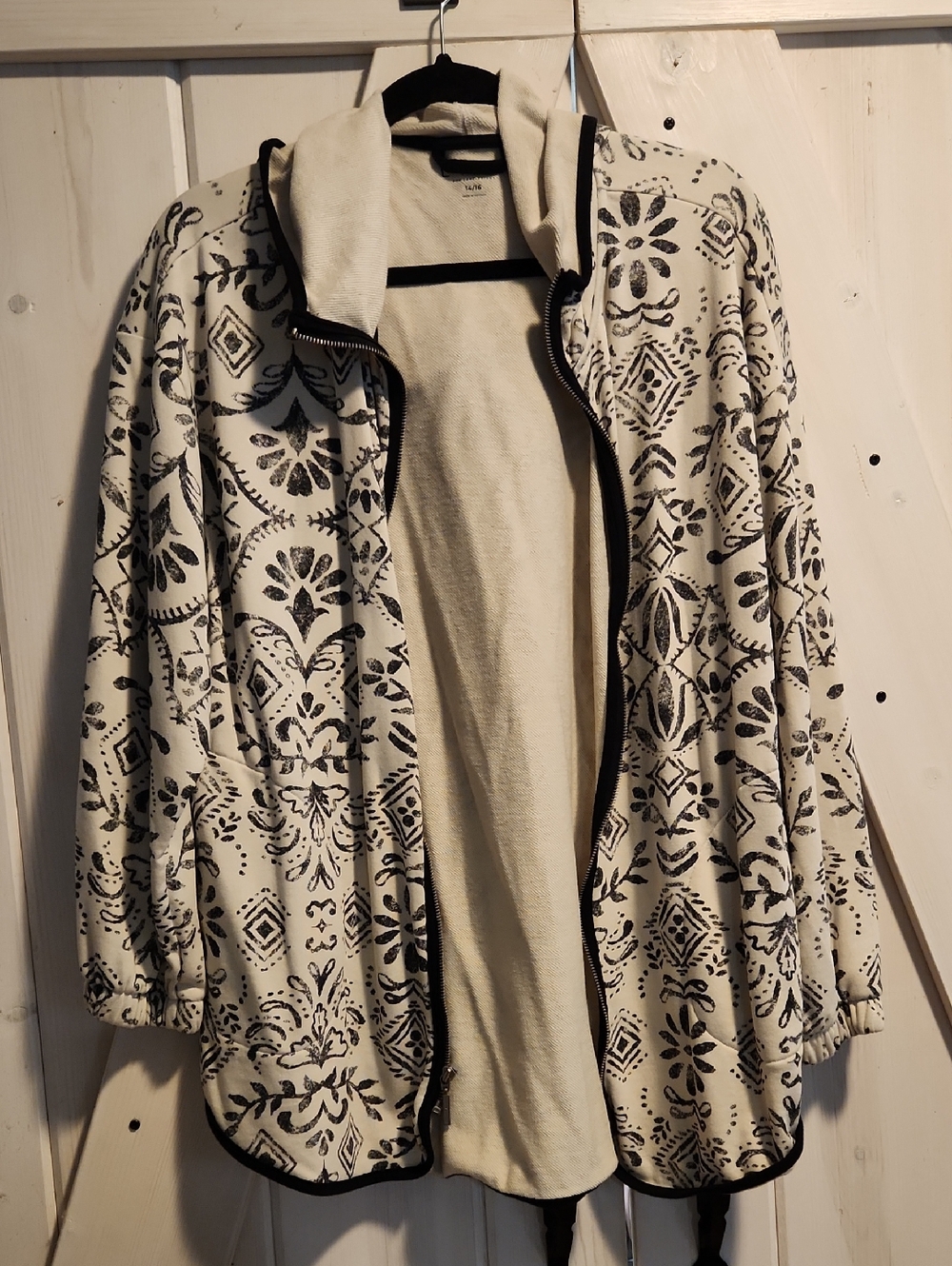 Lane Bryant Cream and Black Patterned Zip-Up Sweatshirt.